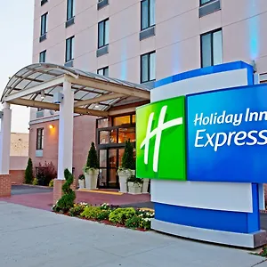 Express Brooklyn, An Ihg 3*, New York États-Unis